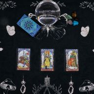 Tarotleeskleed – Oude Heks