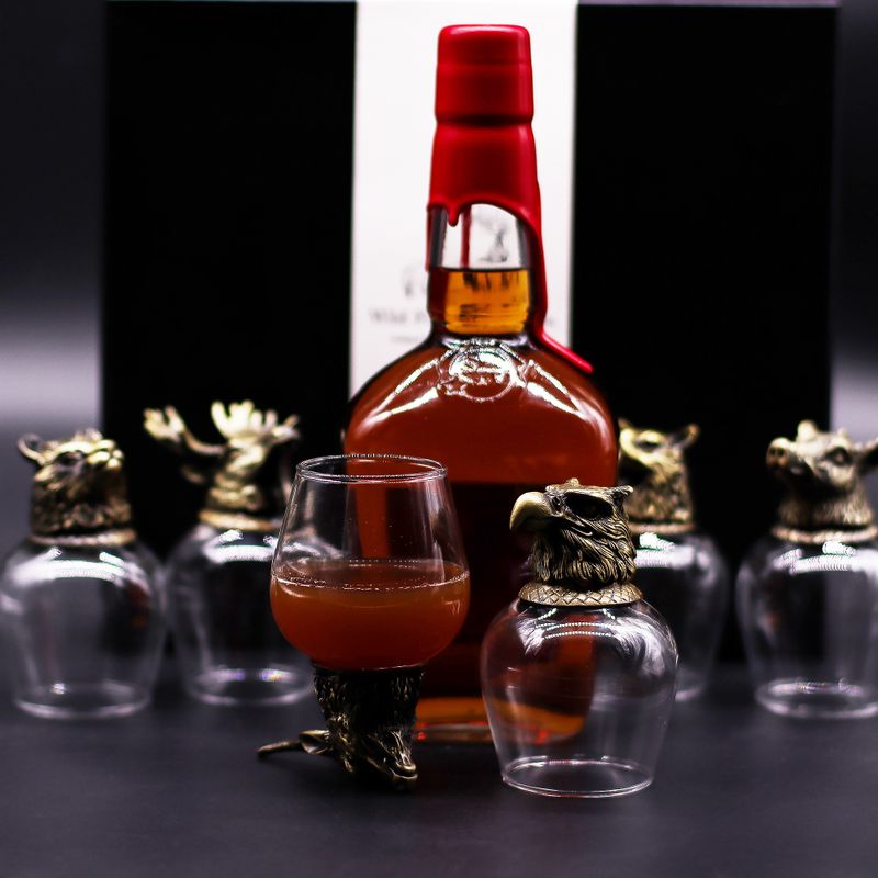 Ondersteboven Glazen (100 ml) – Wilde Boswezens – Antiek Brons