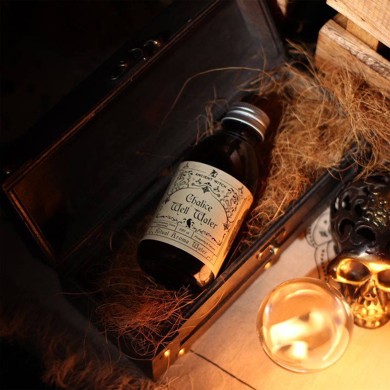Oude Heks Ritueelwater - Bronwater van de Kelk