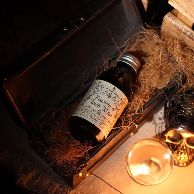 Oude Heks Ritueelwater - Fontein van de Jeugd