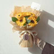 Groot Boeket Zonnebloemen – Liefde is Eeuwig – Cadeaukaart