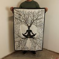 Katoenen Wanddecoratie (70x110cm) - Chakra Aarde Verbinding
