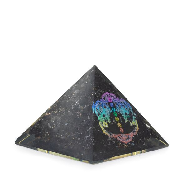 Kleine Organiet Piramide – Chakra Boeddha – Zwarte Toermalijn