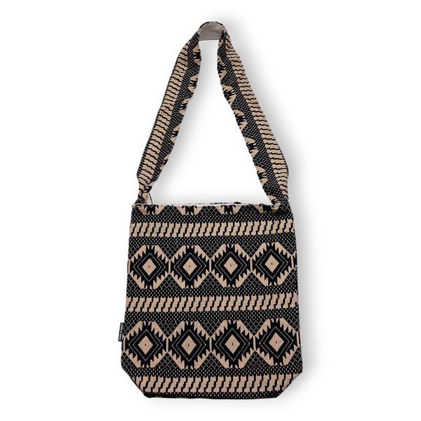 Jacquard Natureltas – Desert Loom – Nomad Carryall