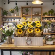 Verkoopklare Zeepbloemen – Boeket met Twee Zonnebloemen