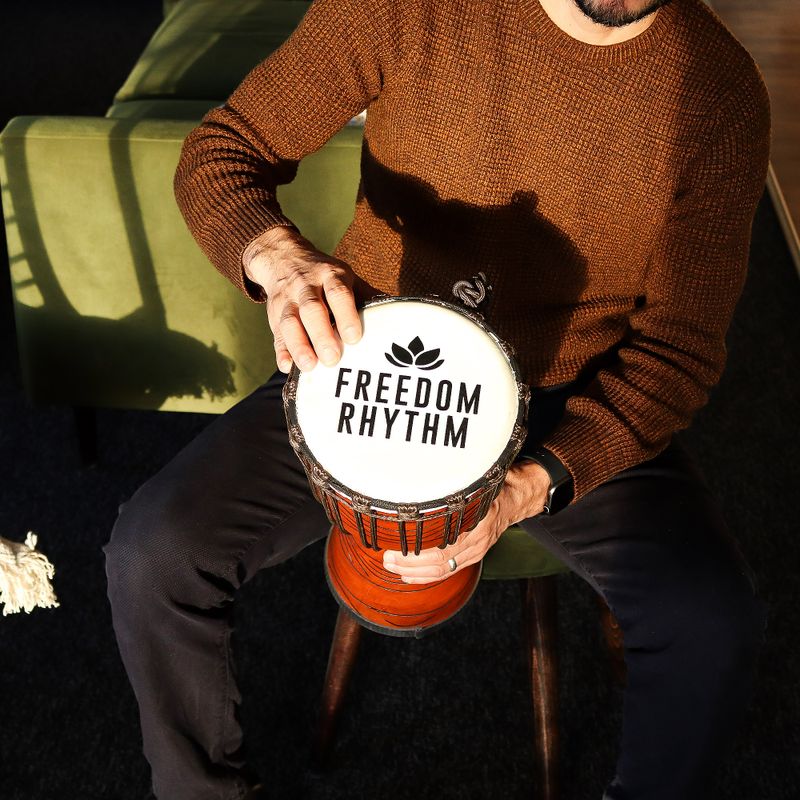 Middelgrote Pro Djembe – Freedom Rhythm (Hoog) – 40 cm (Ø 18 cm)