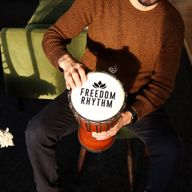 Middelgrote Pro Djembe – Freedom Rhythm (Hoog) – 40 cm (Ø 18 cm)
