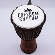 Grote Pro Djembe – Freedom Rhythm (Hoog) – 50 cm (Ø 22 cm)