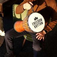 Grote Pro Djembe – Freedom Rhythm (Hoog) – 50 cm (Ø 22 cm)