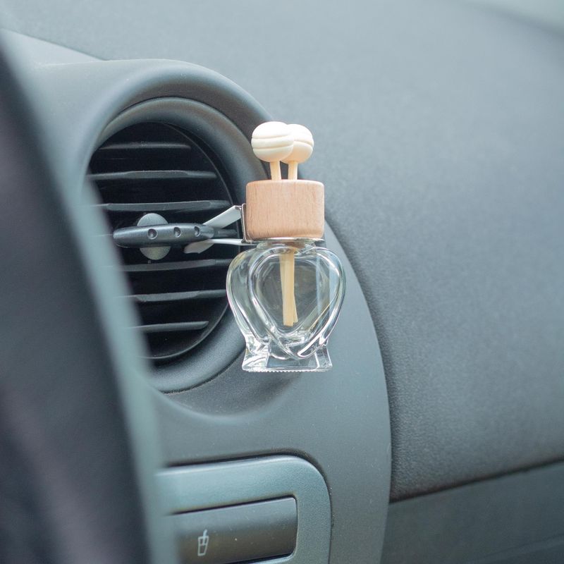 Transparant - Auto Diffuser Ventilatieclip Flesjes - 8ml - (3 verschillende designs x 4)