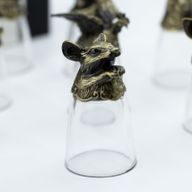Ondersteboven Shotglazen (25 ml) – Chinese Dierenriemwezens – Antiek Brons