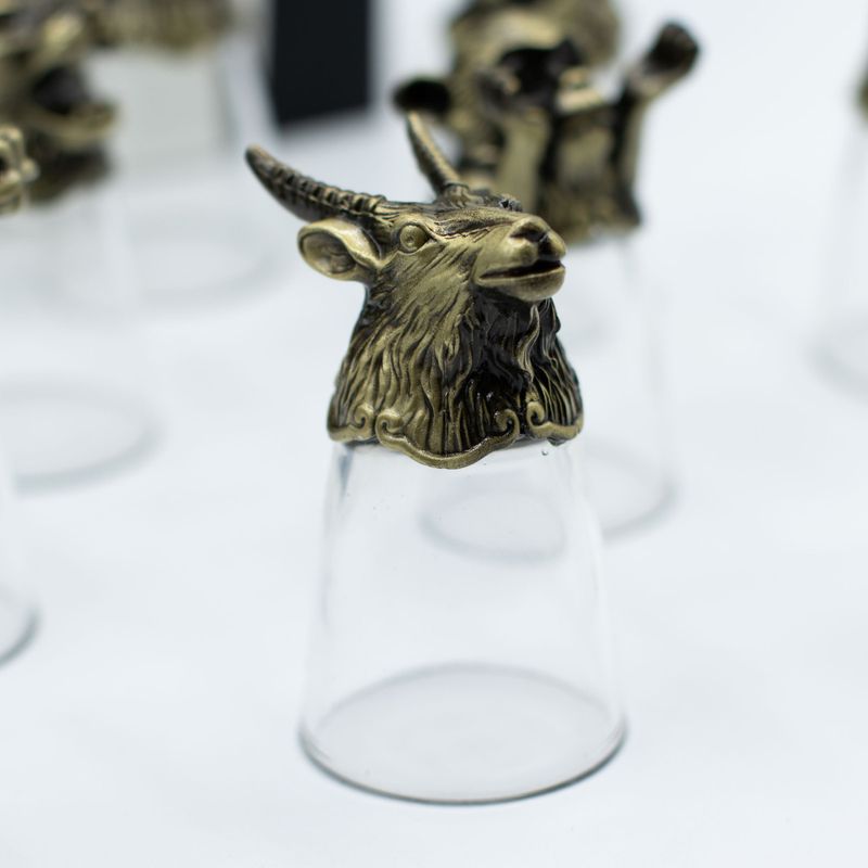 Ondersteboven Shotglazen (25 ml) – Chinese Dierenriemwezens – Antiek Brons