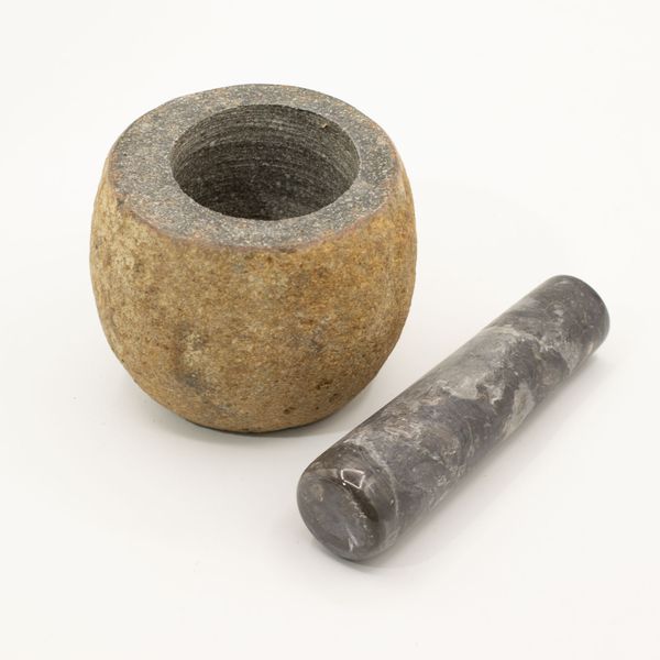 Decoratieve Riviersteen Stamper & Vijzel – Klein (ca. 9 × 7 cm)