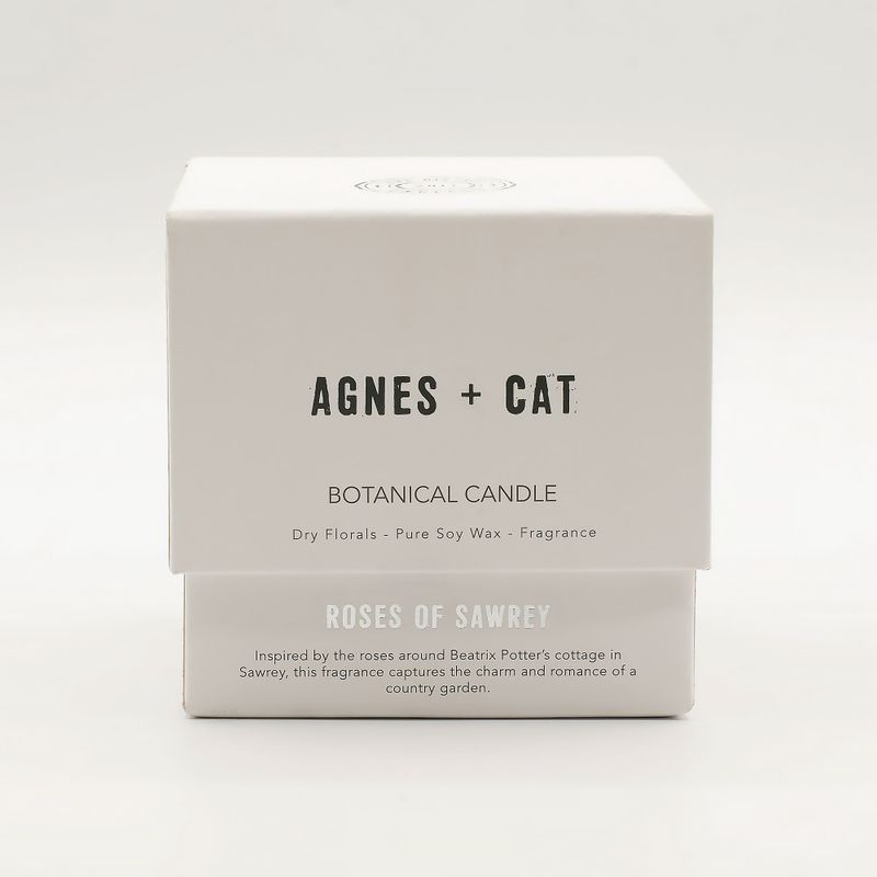Agnes + Cat Botanische Sojakaars – Roses of Sawrey