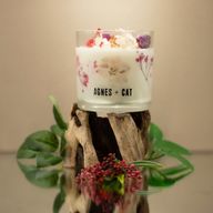 Agnes + Cat Botanische Sojakaars – Roses of Sawrey