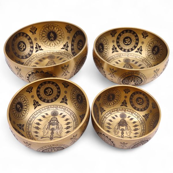 Zuiver Messing Geëtste Yogi – Set van 4 – Ca. 3,85 kg