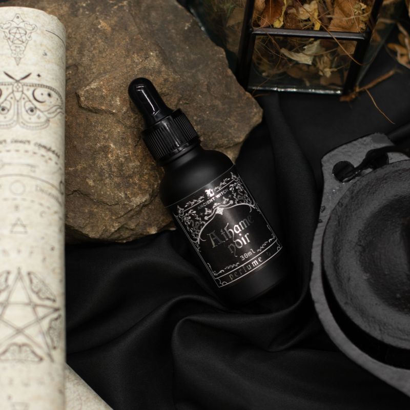 Ancient Witch Parfumolie – Atheme Noir