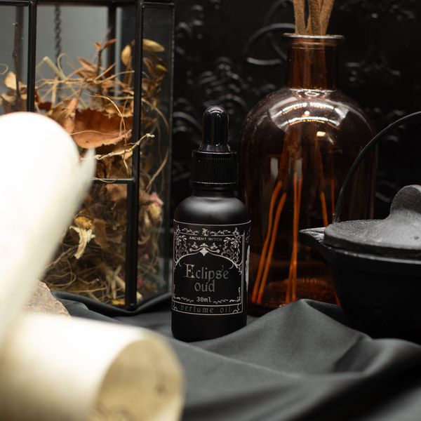 Ancient Witch Parfumolie – Eclipse Oud
