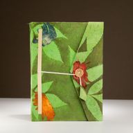 Grote Lokta Bloemen Notitieboek (21×15 cm, 45 blz) – Mosgroen