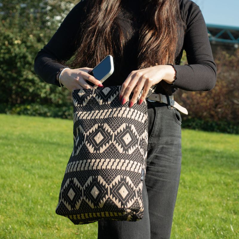 Jacquard Natureltas – Desert Loom – Nomad Carryall