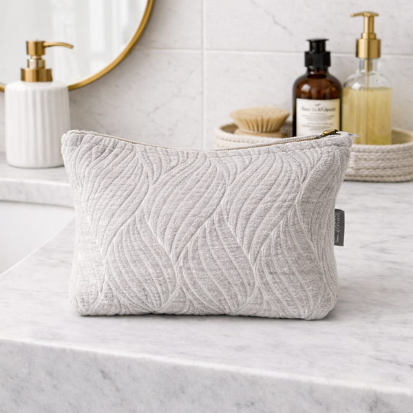Nomad Sari Indiase Jacquard Toilettas – Moonlit Weave