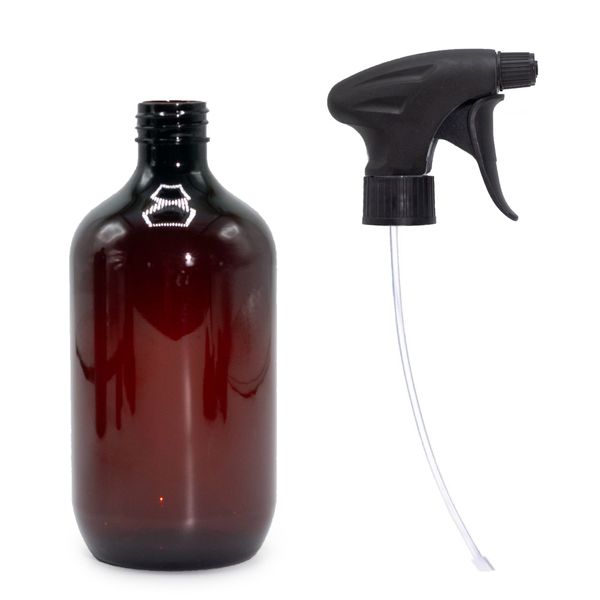 500 ml Bruine Plastic Boston Fles met Spraydop 28 mm