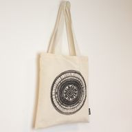 Iconische Basis Draagtas – Stedelijke Mandala – Naturel 4oz (40x37cm)