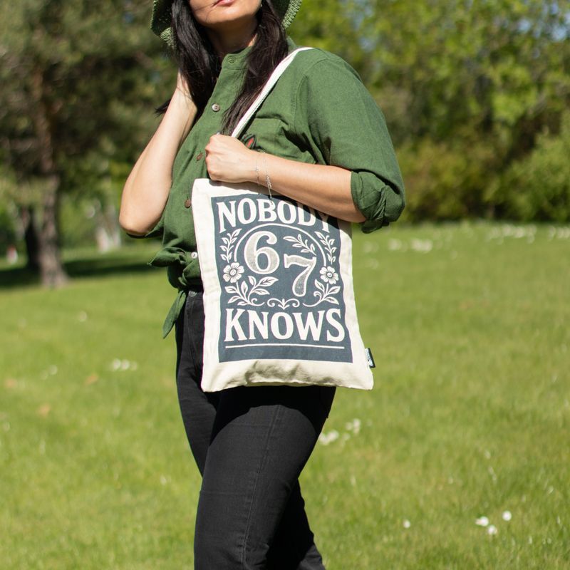 Iconische Toni Draagtas – Nobody Knows 67 (41x31cm) – Naturel 10oz