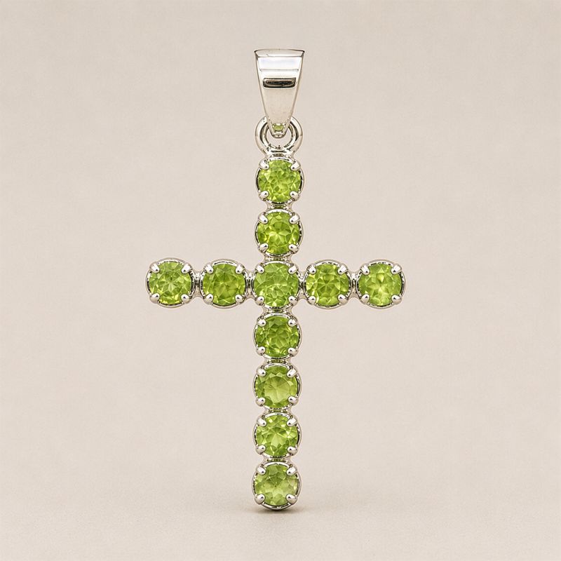 Indiase Devotie Hangers - Verzilverd (45cm Ketting) - Peridot Kruisbeeld