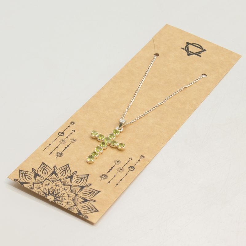 Indiase Devotie Hangers - Verzilverd (45cm Ketting) - Peridot Kruisbeeld