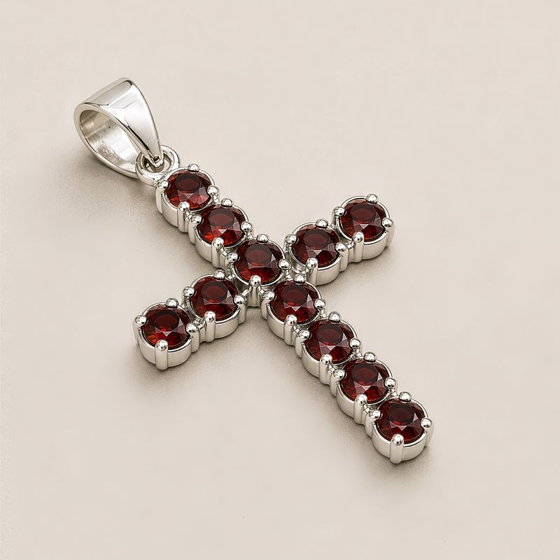 Indiase Devotie Hangers - Verzilverd (45cm Ketting) - Granaat Kruisbeeld