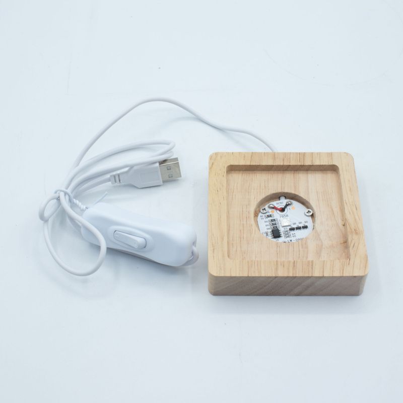 8 cm Vierkante Houten USB LED Standaard - Meerkleurig