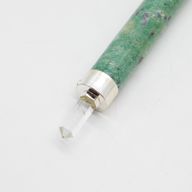 Groen Hart Toverstaf - Robijn Fuchsiet met Rozenkwarts Kristallen Bol Top - 23cm