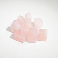Bulk Edelsteenpunten ca. 6 cm (0,5 KG) – Indiase Rozenkwarts (ca. 8 stuks)