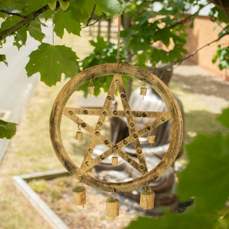 Indiase belletjes - ijzeren pentagram met koebels - 25x49cm