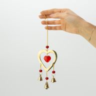 Indiase windklokken - messing met robijnkleurige glazen hartvormige kralen - 3 belletjes - 6,5×24 cm