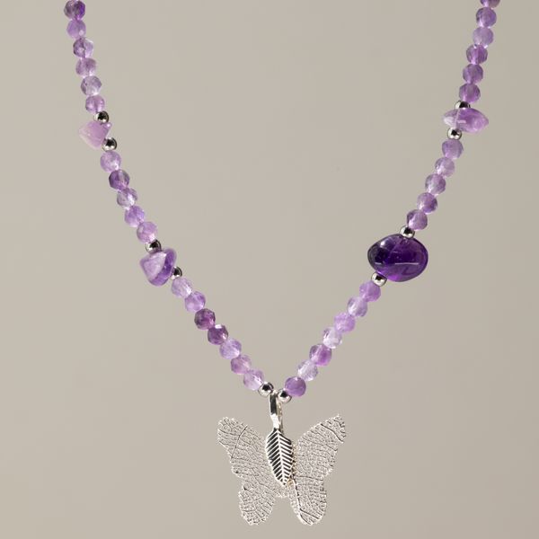 Nymph Amethist Edelsteen Ketting met Vlinderhanger van Echt Blad