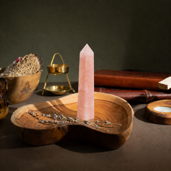 Groothandel Zeszijdige Edelsteen Obelisk ca. 17 cm – Rozenkwarts