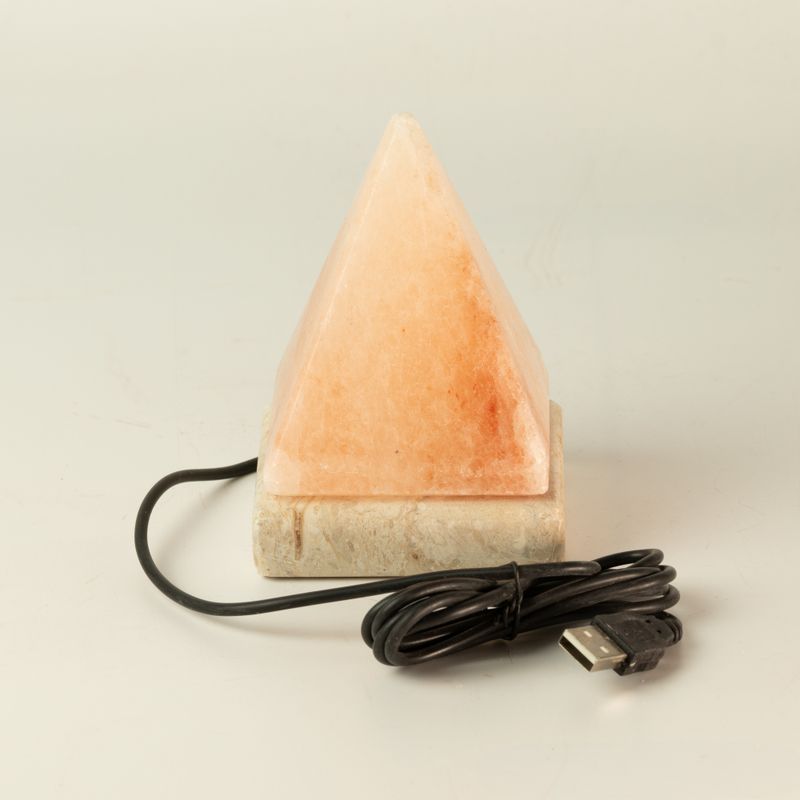 Kwaliteits USB-piramide-zoutlamp - 9 cm (multi)