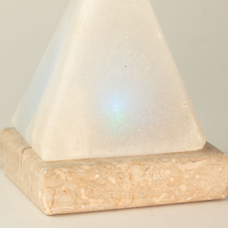Kwaliteits USB-piramide witte zoutlamp - 9 cm (multi)
