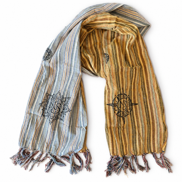 Nomad Sari - Reiszegen Sjaal - 170x50cm - Gebedsvlaggen
