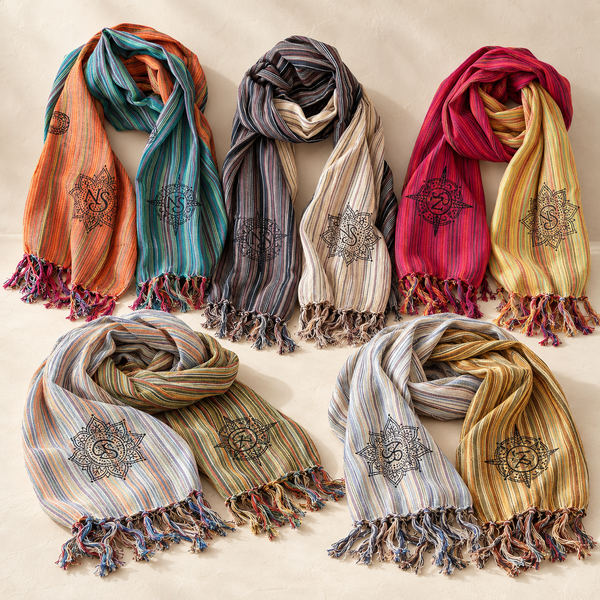 Reiszegen Sjaals — Nomad Sari