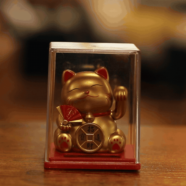 Mini Zonne-Energie Gelukskat In Doos – Goud