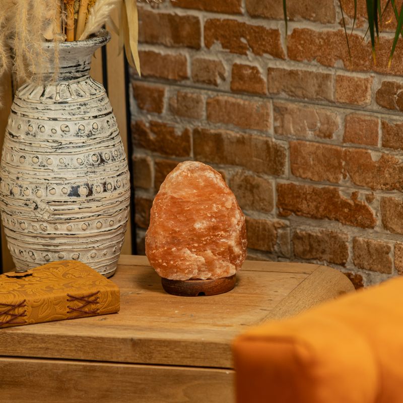 Kwaliteits natuurlijke zoutlamp - en basis ca. 2-3 kg