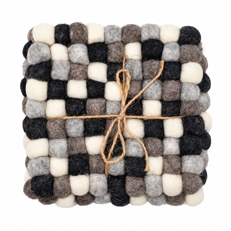 Viltbal vierkante onderzetters - 10cm Multi Grijs kleur (set van 4)