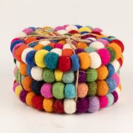 Ronde viltbal onderzetters - 10 cm meerkleurig (set van 4)