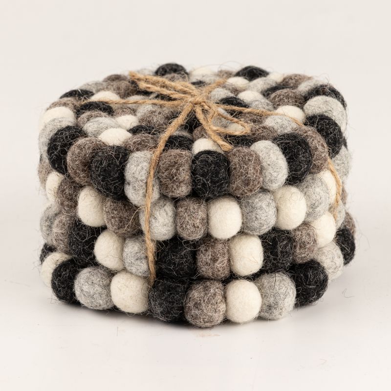 Viltbal ronde onderzetters - 10cm Multi Grijs kleur (set van 4)