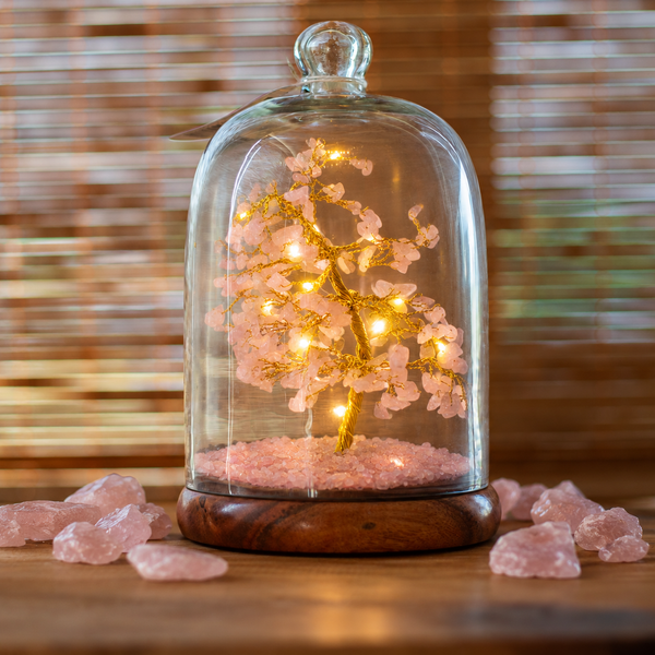 Edelsteenboom in Glazen Stolp – Rozenkwarts & Led – 200 Chipsteentjes