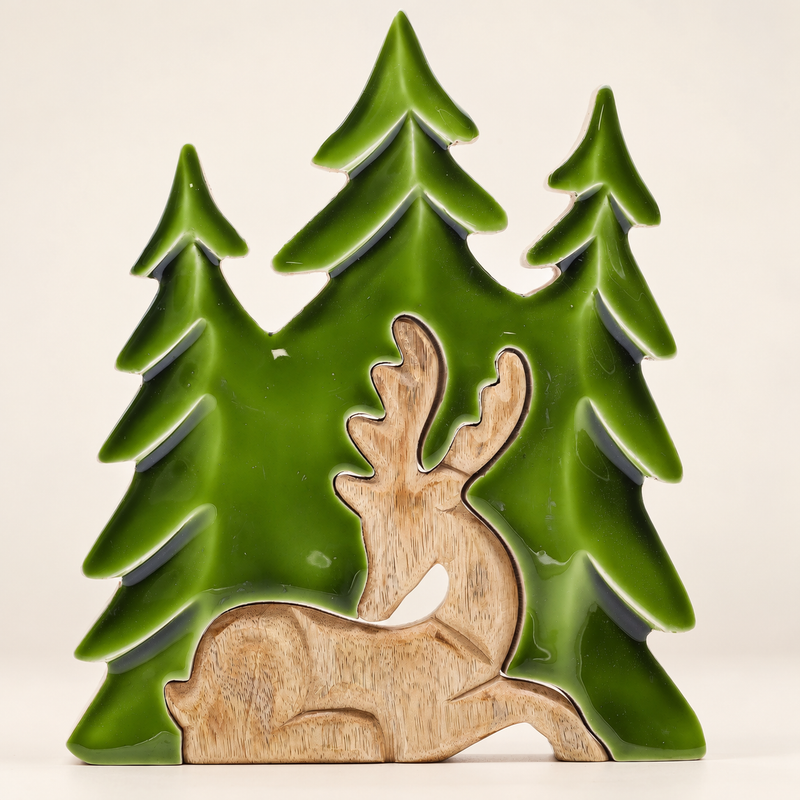 Verdwaald in het Bos - Hert in het Bos 3D Houten Decoratie - 23x20 cm