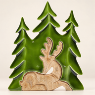 Verdwaald in het Bos - Hert in het Bos 3D Houten Decoratie - 23x20 cm